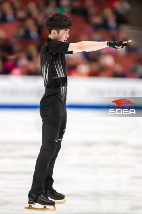 Ice Gallery Skates U.S.